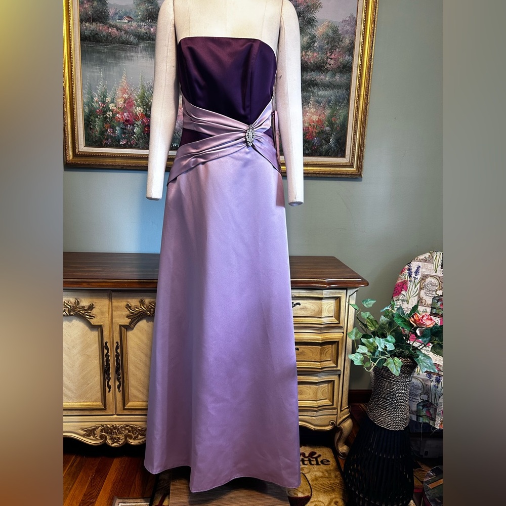Impression Purple Lilac Satin Straps OR Strapless Formal Ball Gown Dress NEW NWT